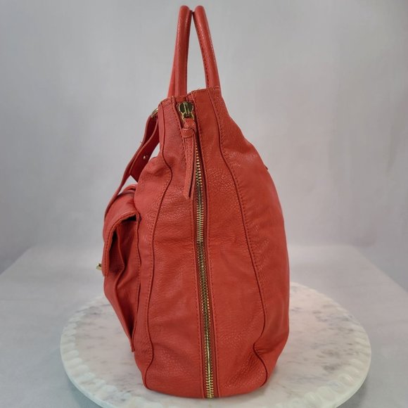 ‼️ NAME YOUR PRICE /// DONATING THU 5/11 ‼️ Vegan Leather Kelsi Dagger Bag - Picture 3 of 10